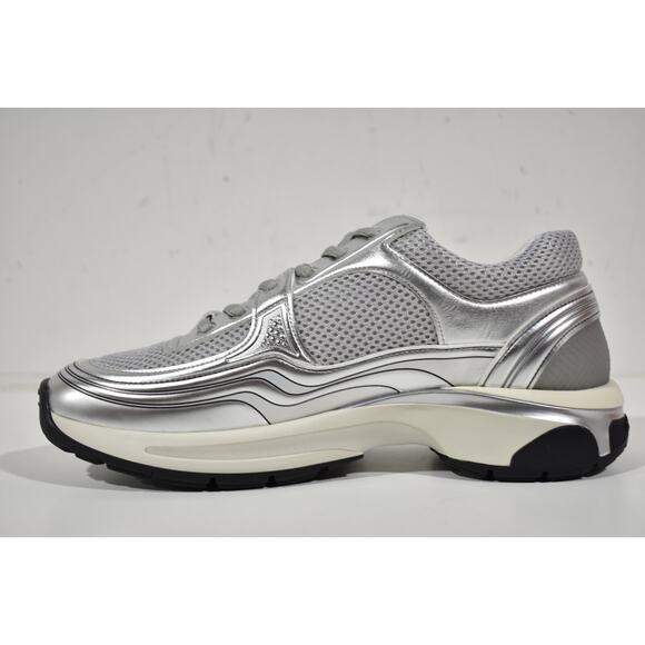 Chanel 23C Gray Silver Metallic CC Logo Lace Up Flat Runner Trainer Sneaker 38.5 - Picture 9 of 12